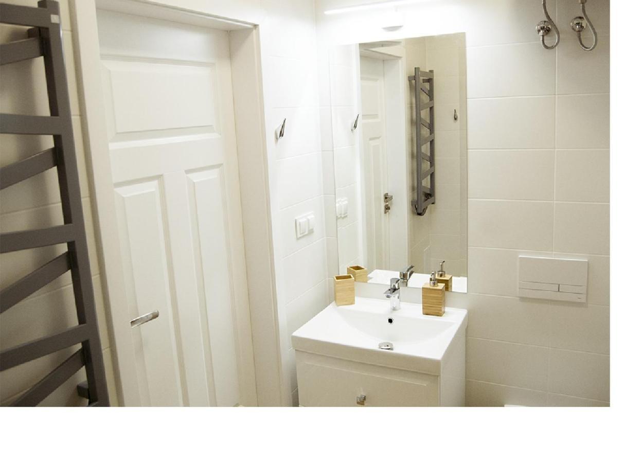 Apartament Na Jeziornej Картузи Екстериор снимка